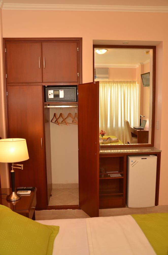 Superior Double Room, 1 Double Or 2 Twin Beds, Non Smoking photo 3