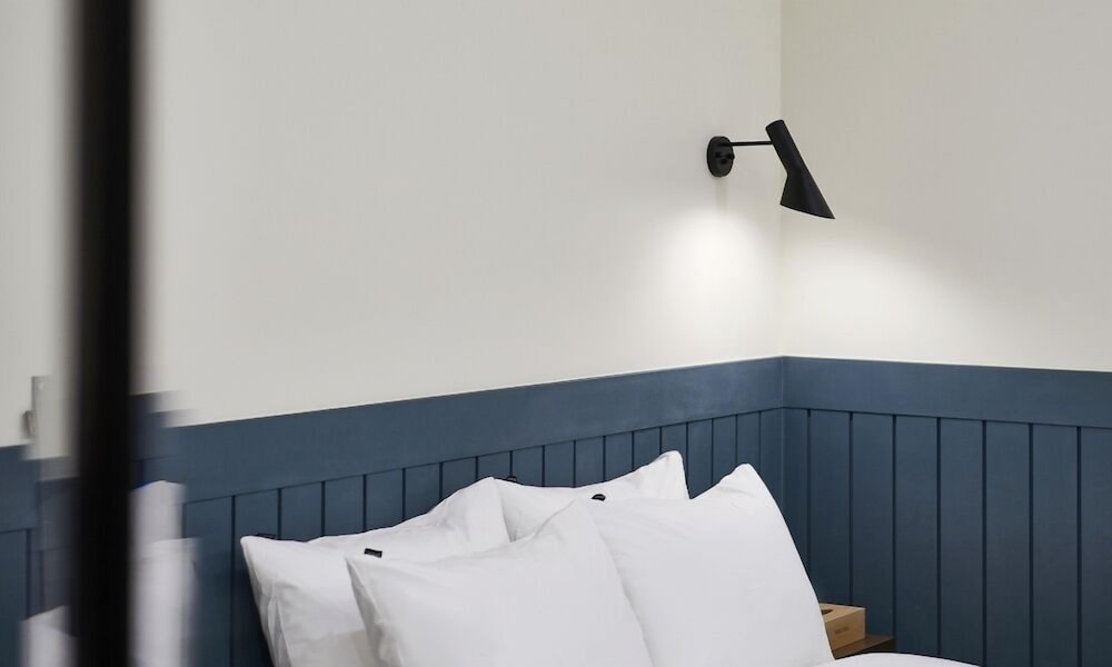 Premium Twin Room - Photo 7