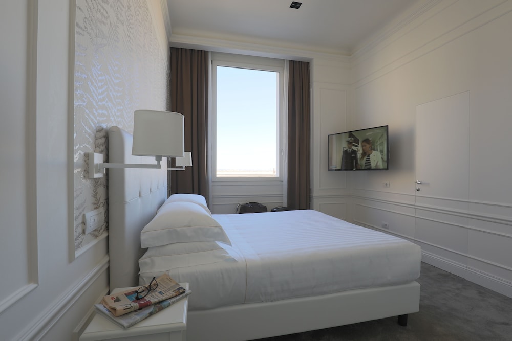 Executive Room - Photo 4
