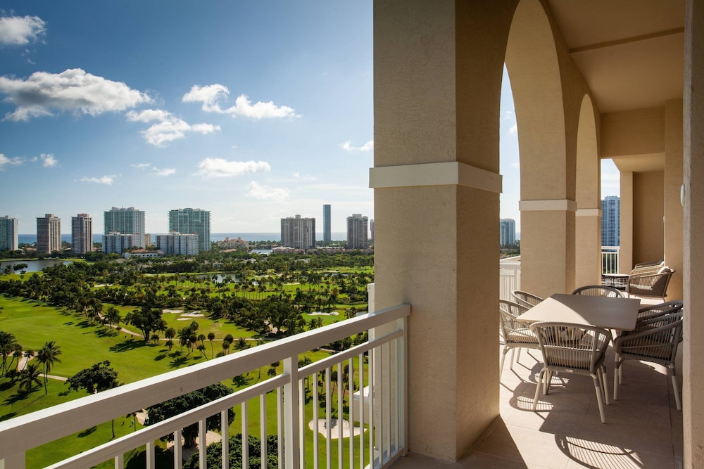 Penthouse, 2 Bedrooms, Ocean View (Grand Presidential, Golf View)