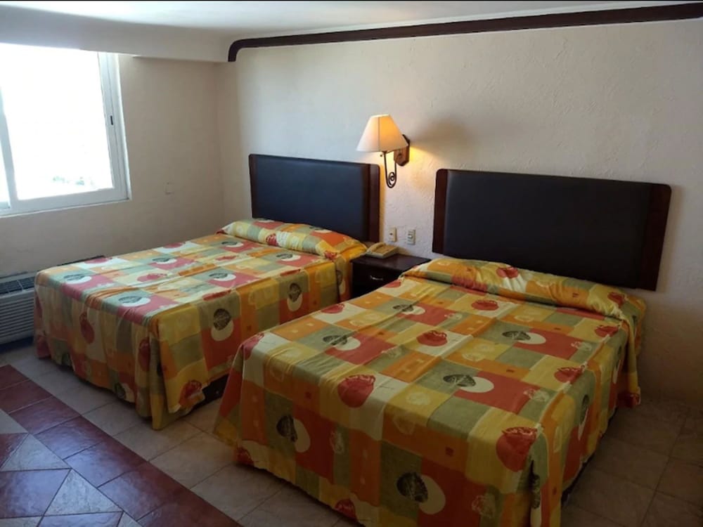 Standard Double Room, 2 Double Beds photo 1