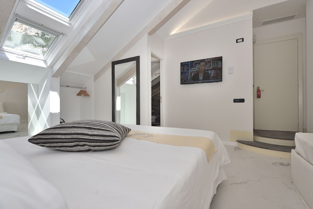 Quadruple Room photo 2