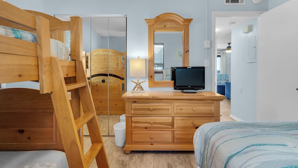 Condo, Multiple Beds, Balcony, Ocean View (Beachside Condo 5)