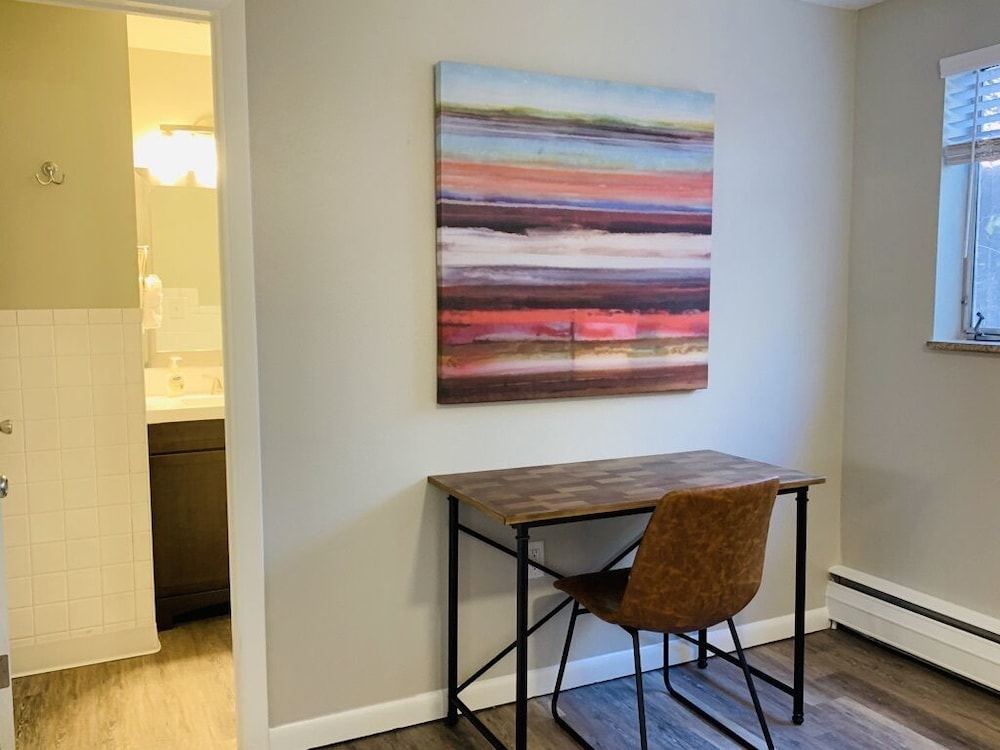Condo, 1 Queen Bed with Sofa bed, Patio, Garden View (220 Peterson St Unit 3) photo 3