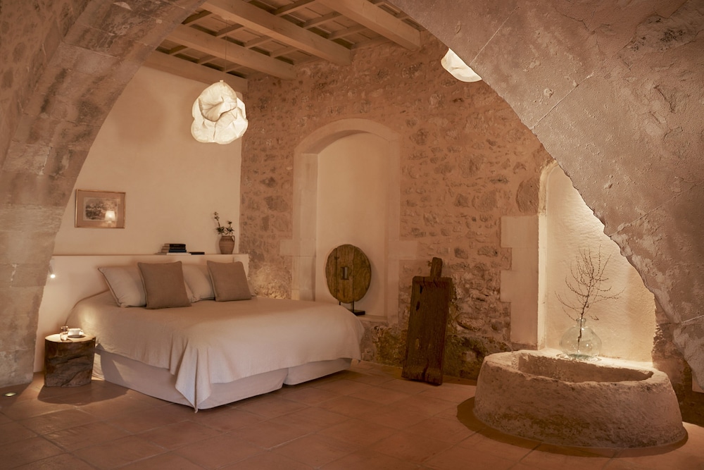 Historic Olive Mill Suite