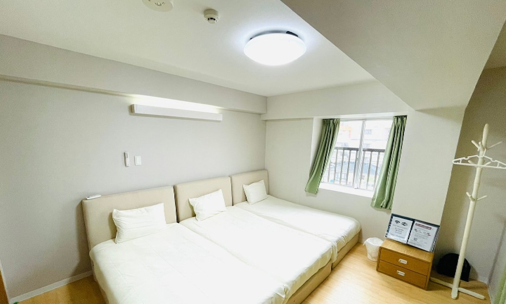 Apartment (301) - Photo 1