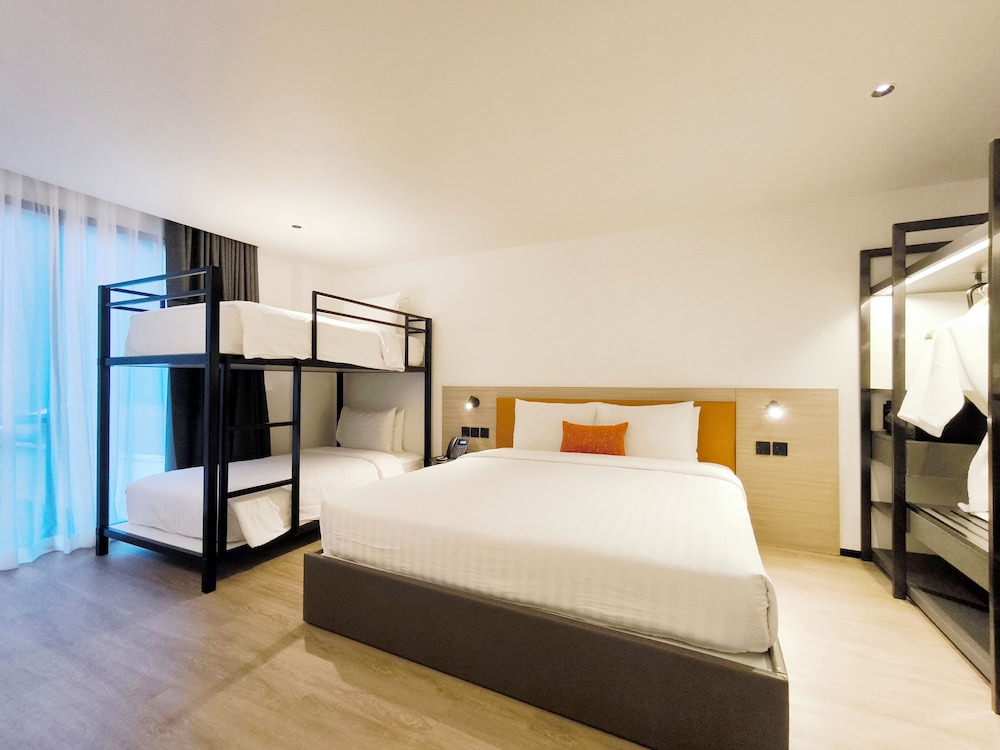 Premier Room with Bunk Bed photo 1