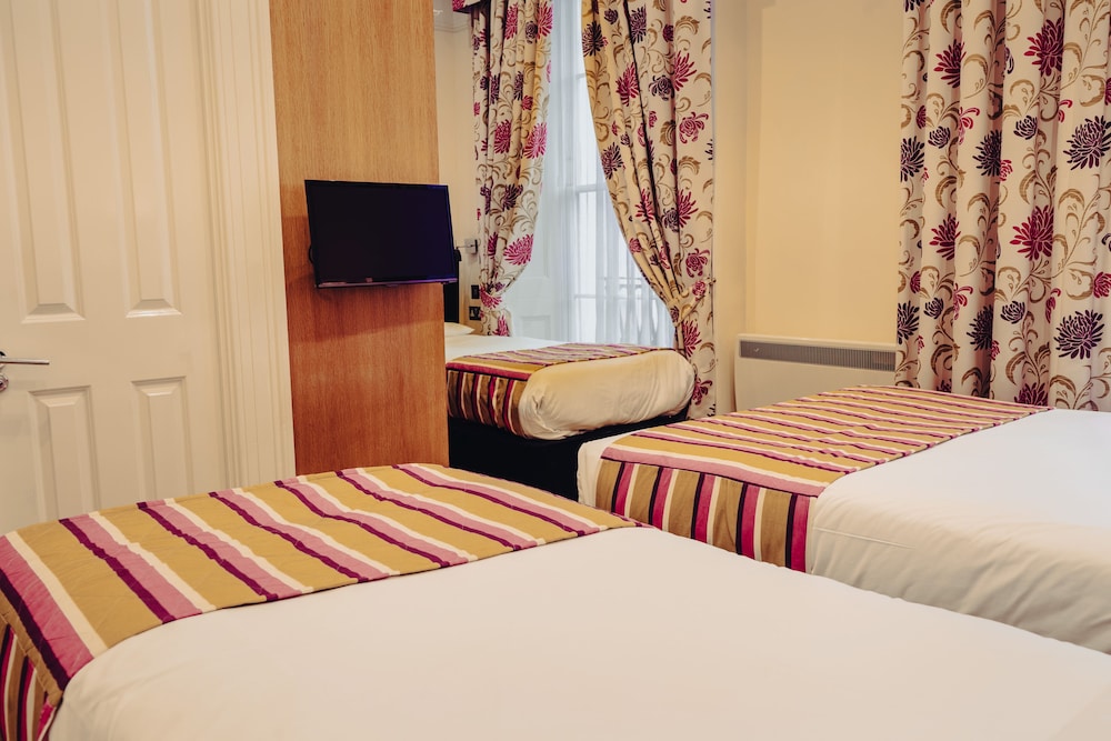 Classic Quadruple Room photo 1