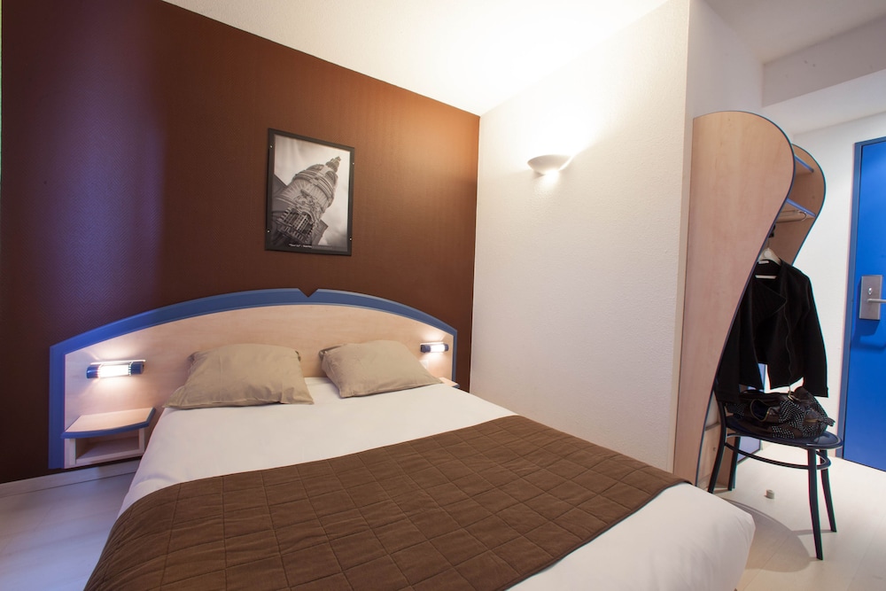 Double Room - Photo 6