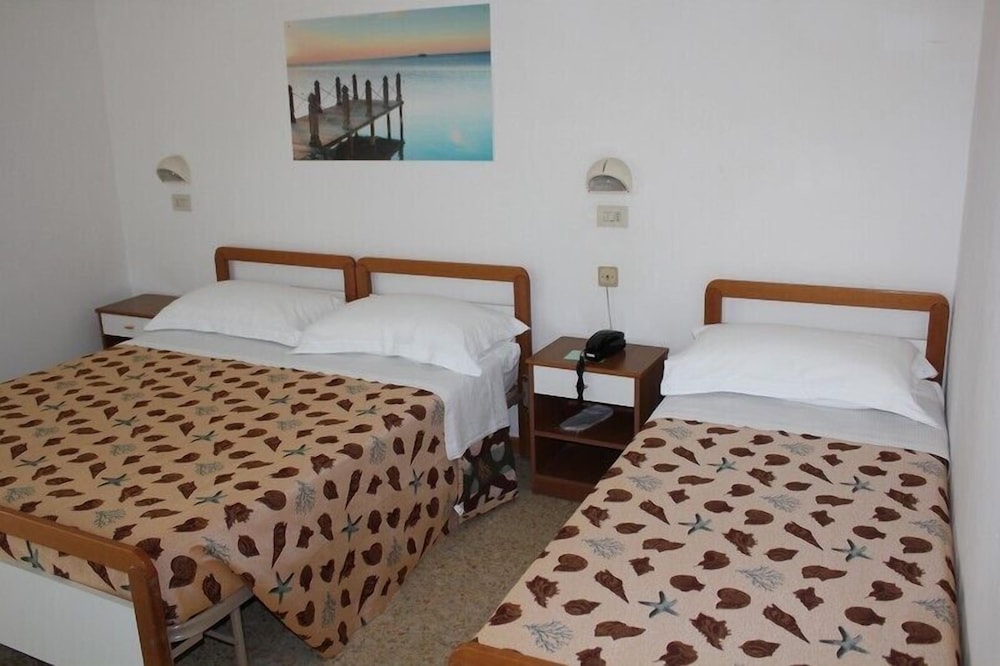 Standard Triple Room, Balcony