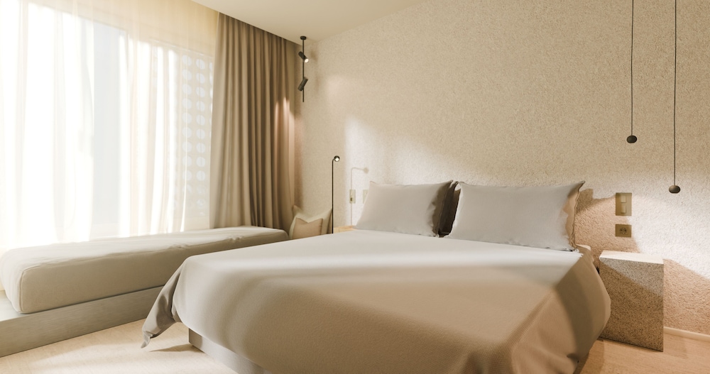 Standard Double Room, City View