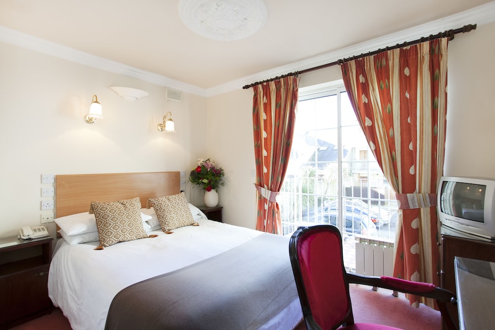 Standard Double Room photo 2