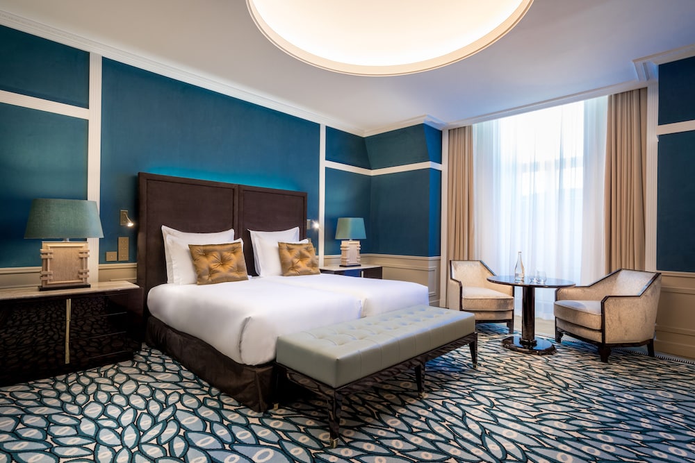 Suite (Porto)