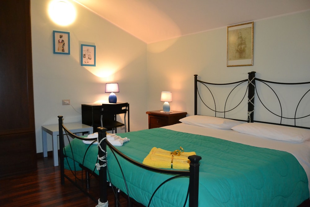 Classic Double Room, Mountain View