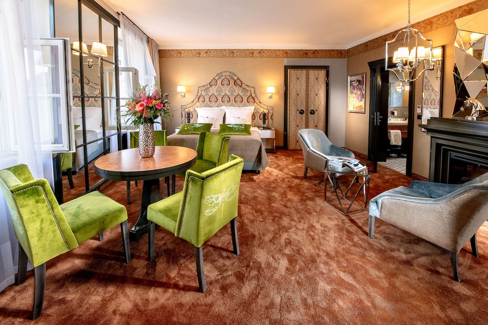 Suite photo 2