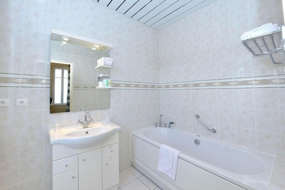 Superior Double Room, Ensuite (Supérieure) photo 2