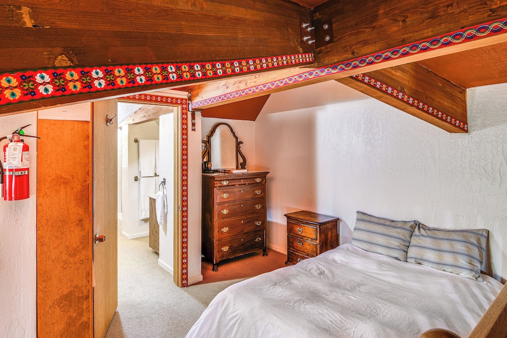 House (Multiple Bedrooms) photo 1