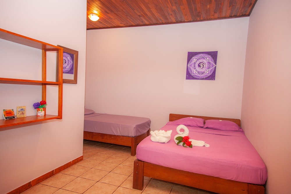 Triple Room, Shared Bathroom photo 1