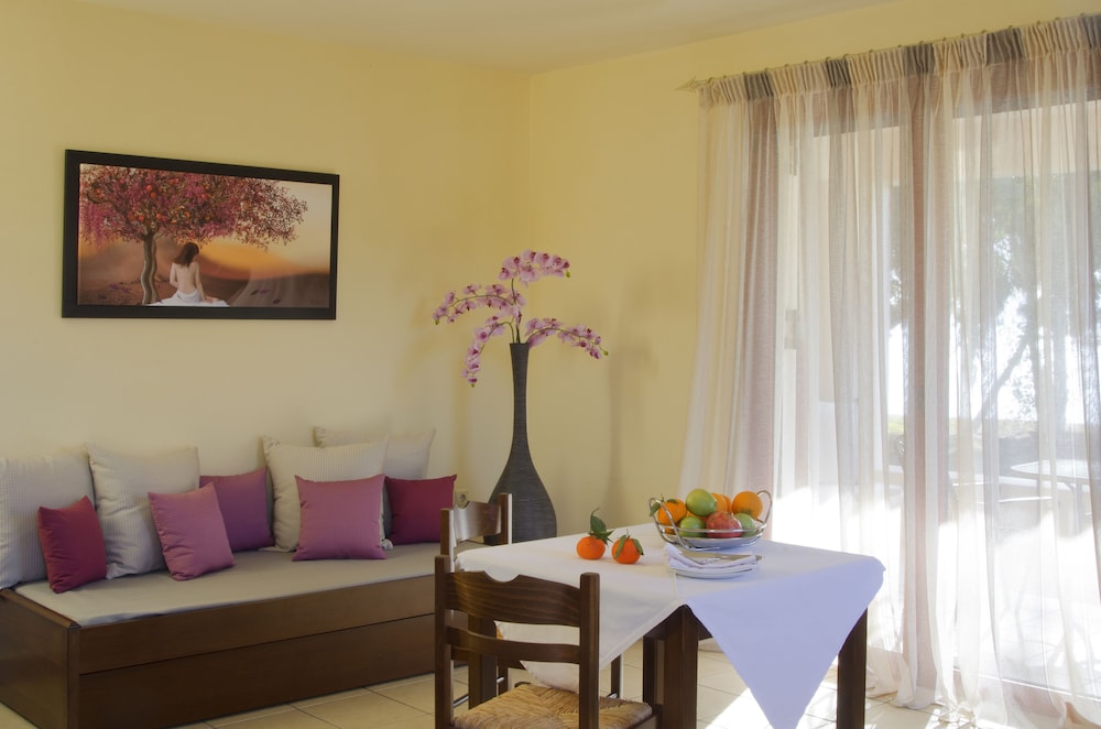 Deluxe Apartment, 1 Bedroom, Balcony, Sea View photo 1