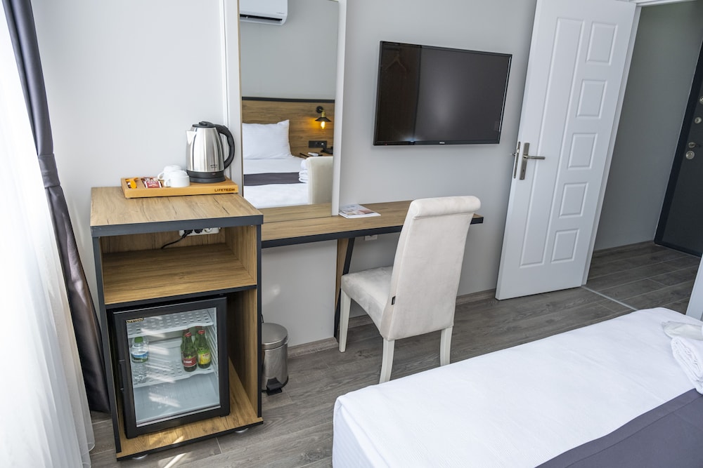 Standard Room - Photo 8