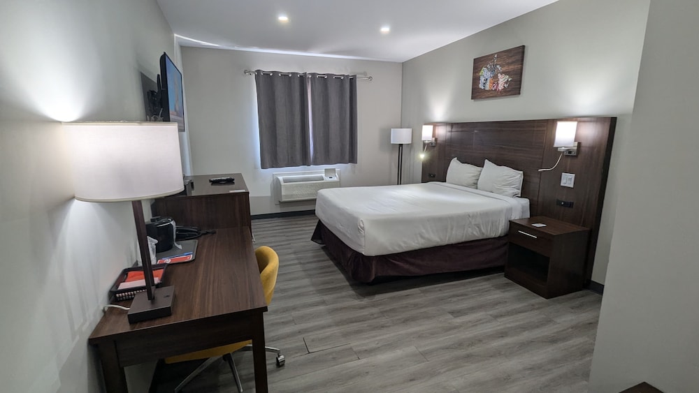 Room, 1 Queen Bed, Accessible, Non Smoking - Photo 4