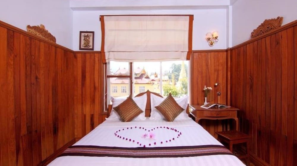 Superior Double or Twin Room photo 2