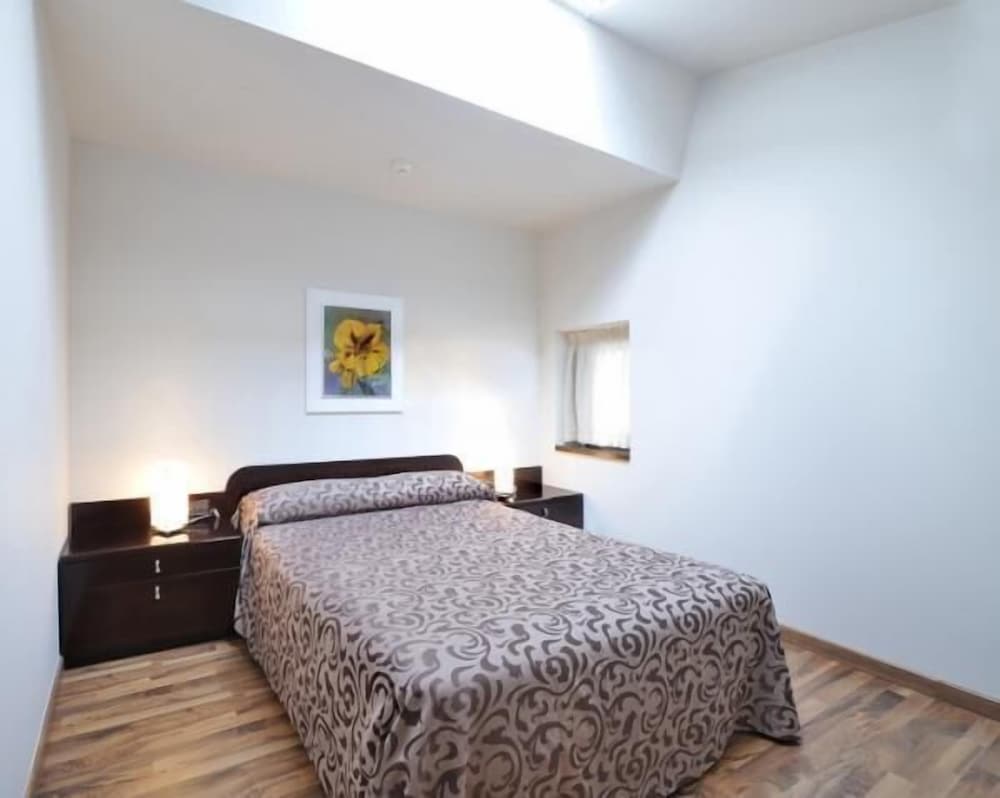 Double or Twin Room photo 3