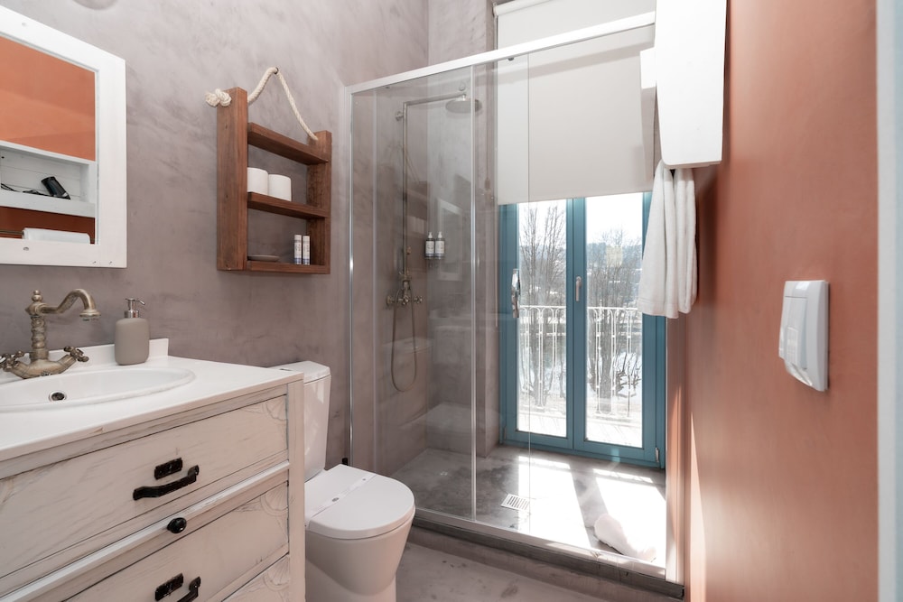 Standard Single Room, 1 Bedroom, River View photo 2