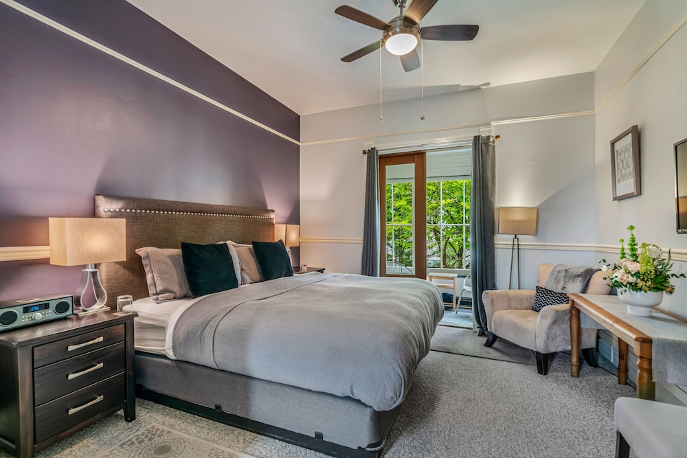 Executive Room, 1 King Bed, Terrace