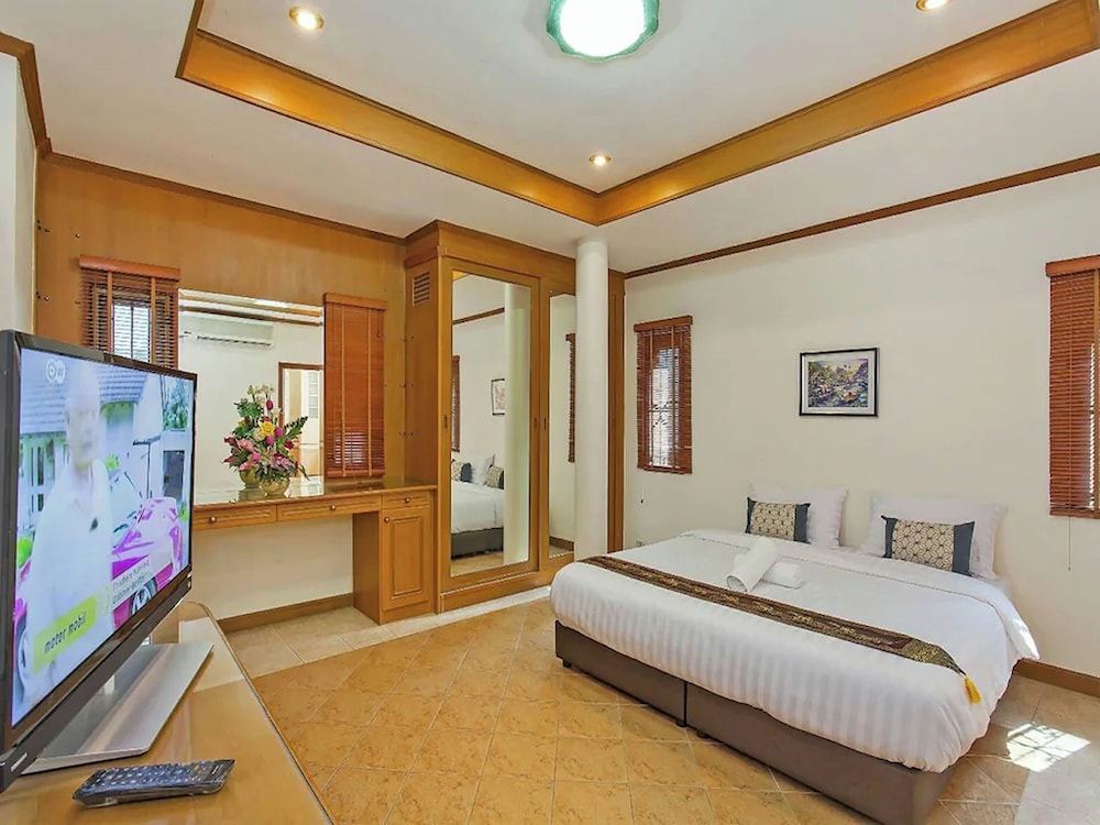 Grand Villa
