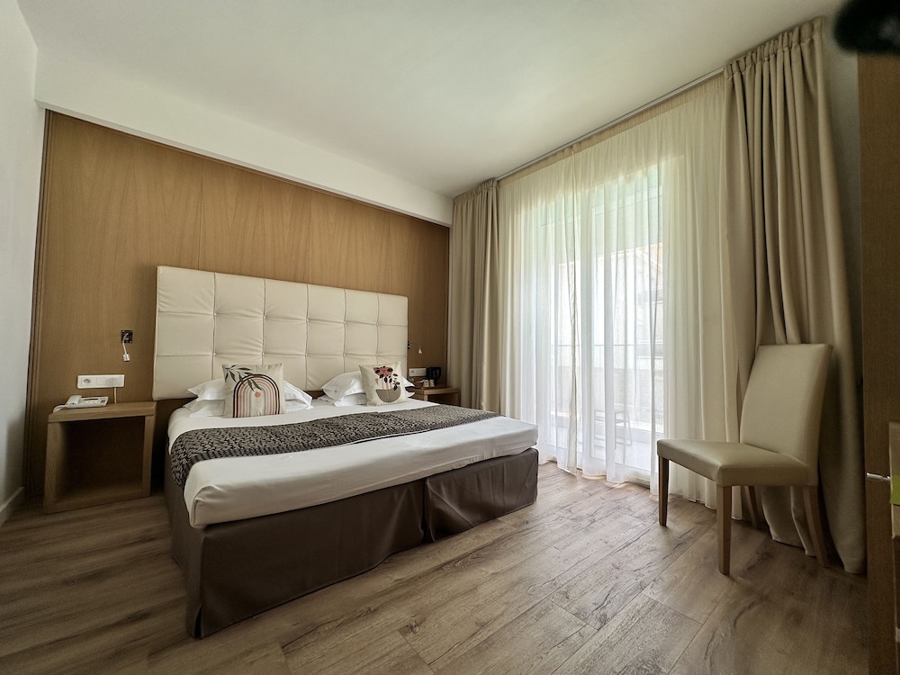 Room M - Balcon Vue Mer -18m² - Lit Double / Lits Jumeaux - Photo 5