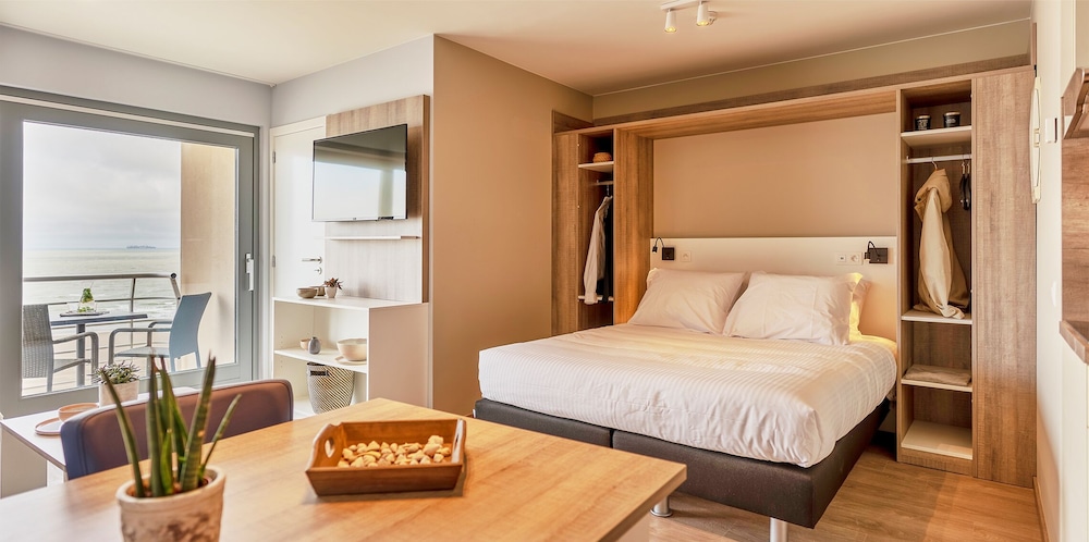 Family suite with sea view | 4p