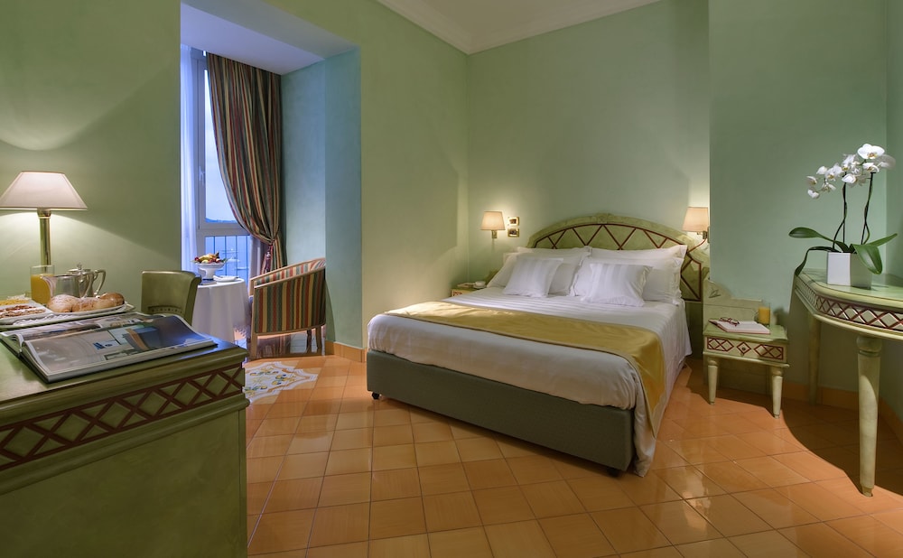 Deluxe Double or Twin Room, Terrace, Sea View - Photo 1