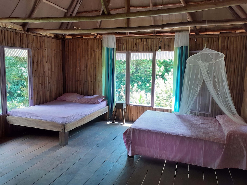 Basic Cabin, 1 Double Bed, Beach View photo 1