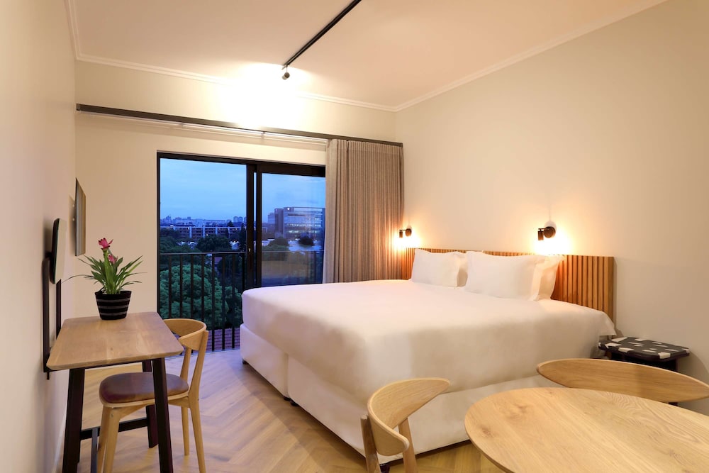 Studio, 1 King Bed