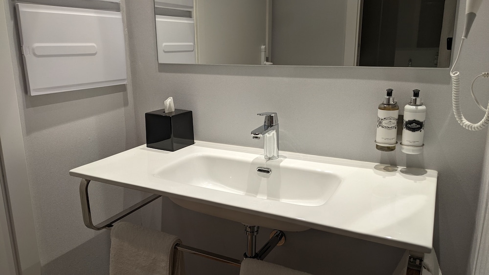 Junior Studio Suite - Photo 14
