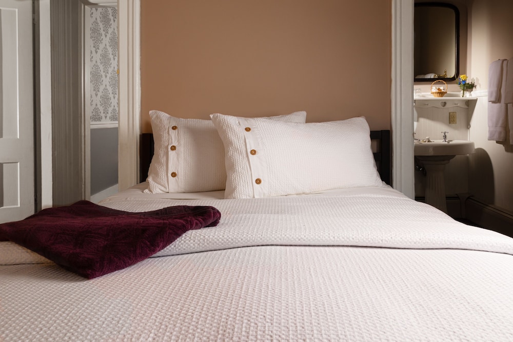 Deluxe Room, Private Bathroom (Sweet Inspirations) photo 1