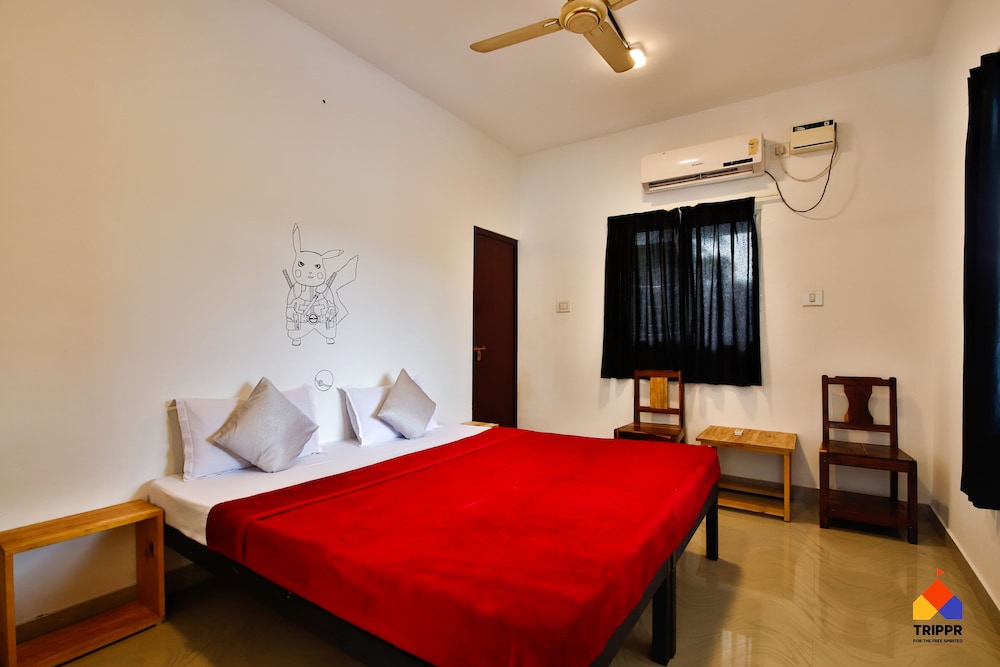 Standard Room, 1 Bedroom, Non Smoking, Courtyard View photo 1