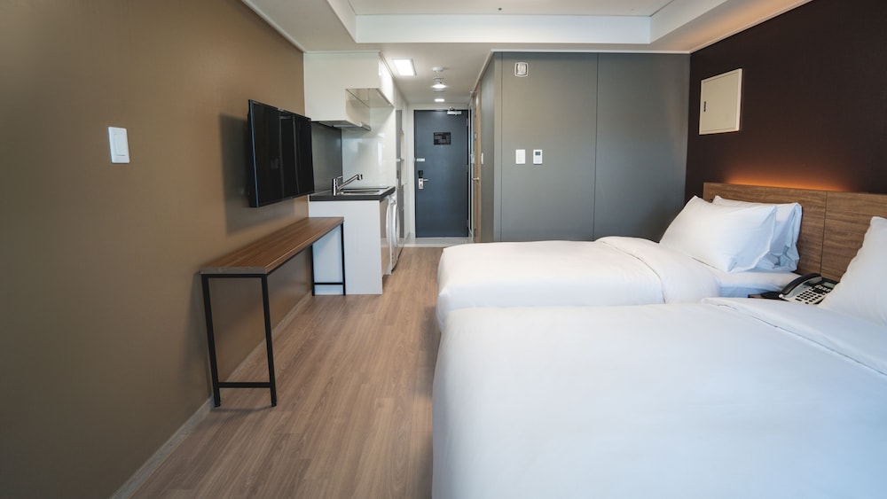 Deluxe Twin Room - Photo 4