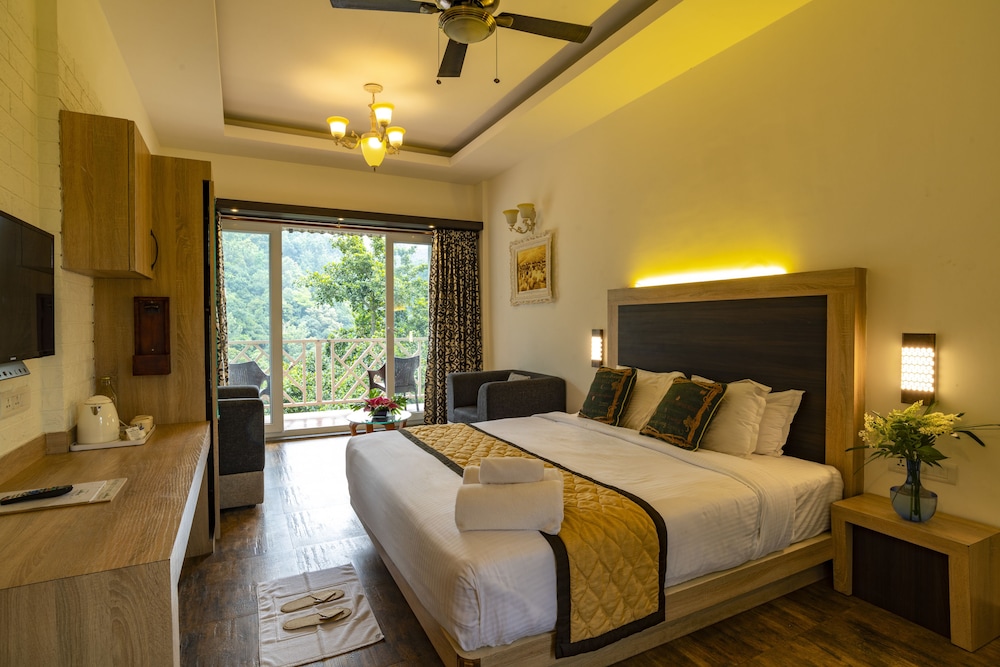 Superior Double or Twin Room, 1 Bedroom, Private Bathroom, Mountain View photo 2