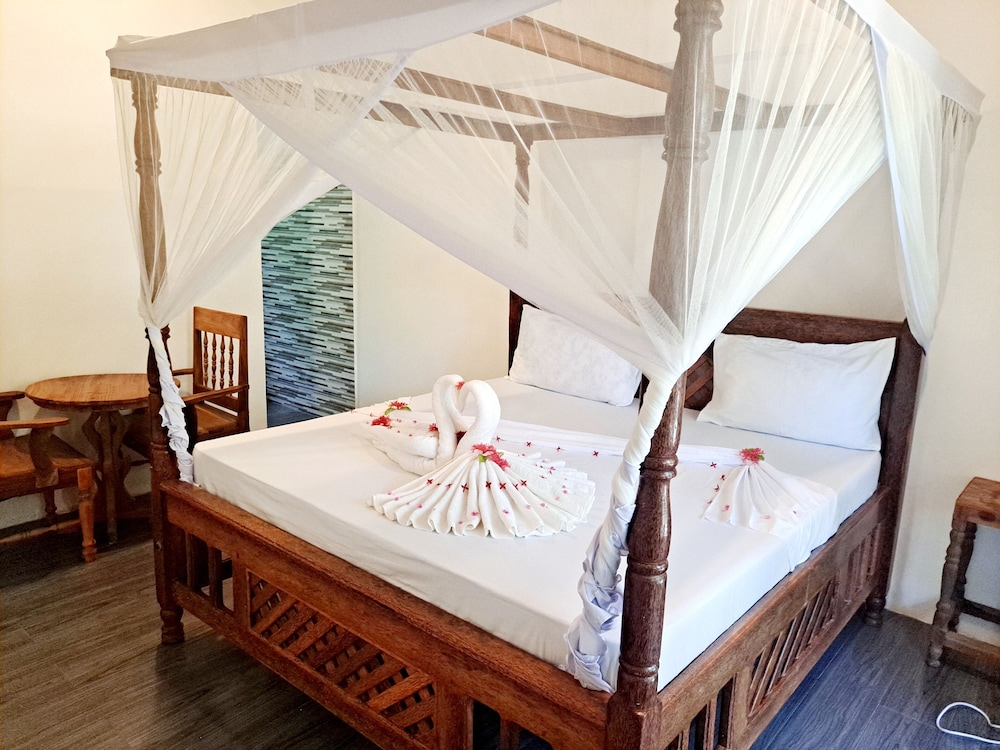 Traditional Room, 1 King Bed