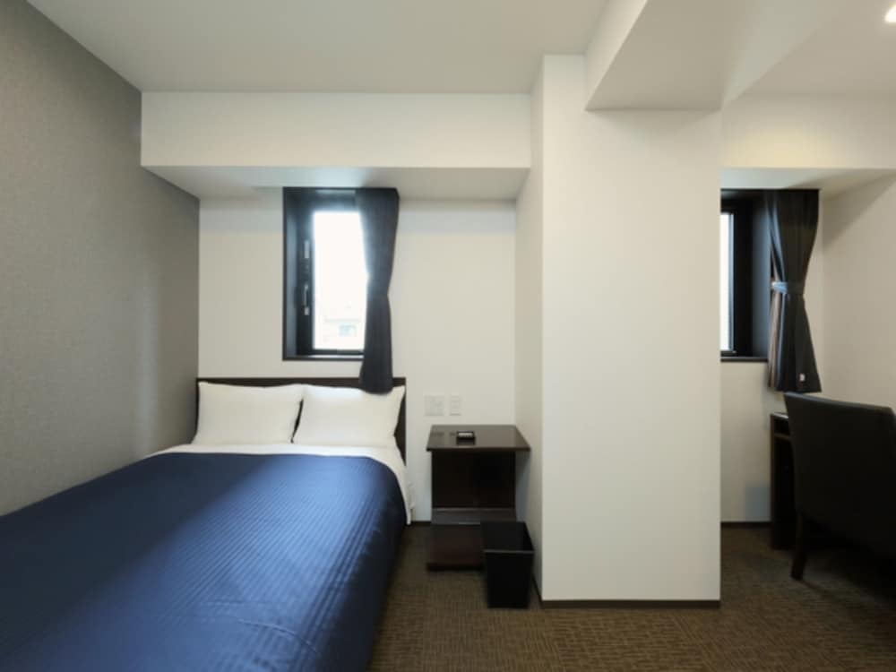 Single Room, Smoking photo 3