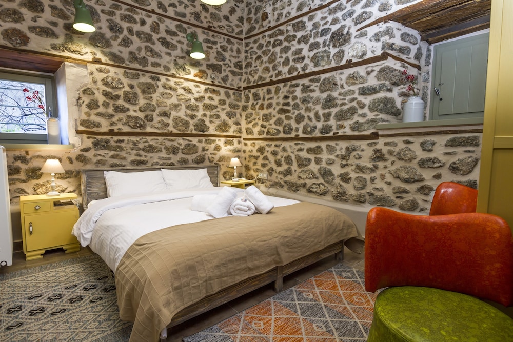 R1 Design Double Room Single Use, Garden Area