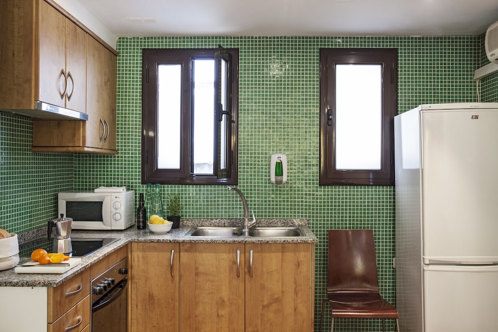 Standard Apartment, 1 Bedroom, Balcony photo 3