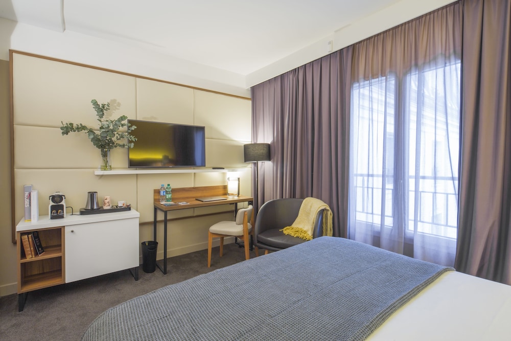 Premium Double Room - Photo 2