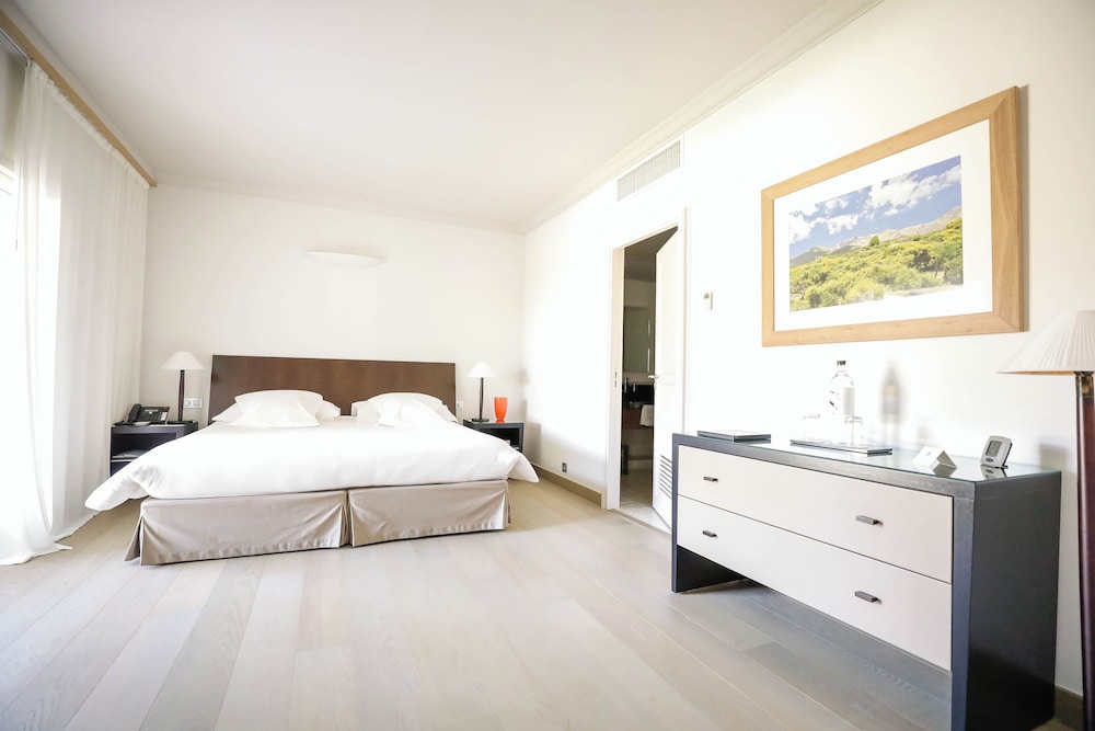 Junior Suite vue jardin ou mer photo 2