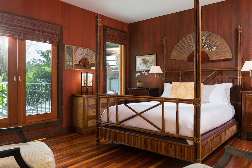 Ginger Room
