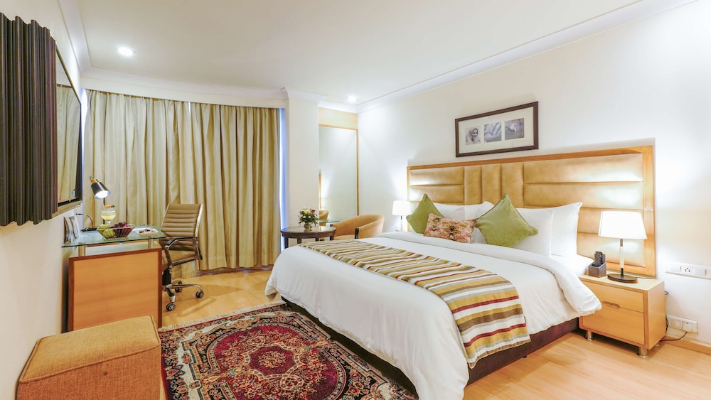 Deluxe Double Room, 1 King Bed - Photo 2