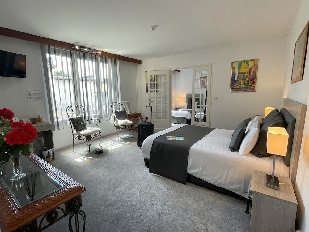 Family Suite - Photo 1