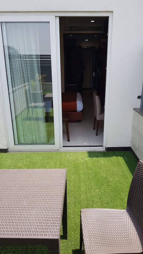 Premium Room, 1 King Bed, Park View